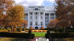 8.8K views · 408 reactions | There’s nothing quite like autumn at America’s Resort.  www.greenbrier.com | The Greenbrier | Facebook