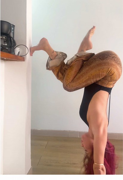 ♥️ #fyp #contortion #flexible