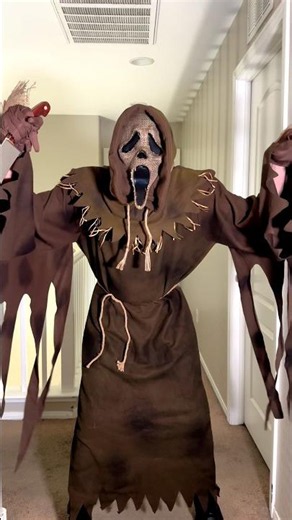 Should this be in the next SCREAM film ? 🔥😱👻