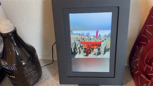 Watch Overview and Demo of the Brookstone Digital Picture Frame! on Amazon Live