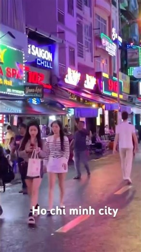 Bui vien walking street Saigon