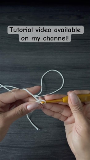 Crochet your own everyday tote bag! #crochet #crochetprojects #handmade #tote #totebag