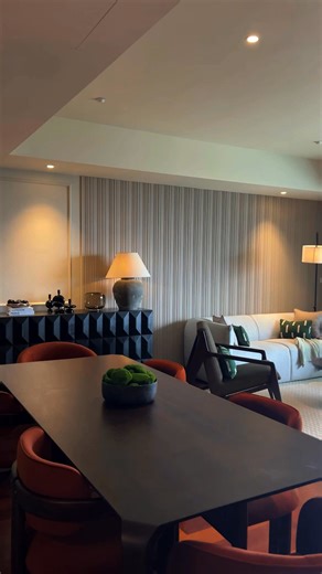 Luxury Apartment for Sale in Colombo 02 🌆 Located in Glennie St, this luxury apartment for sale in Cinnamon Life comes furnished with 1,800 Sq.ft ✨ Highlights: 🛌 03 Bedrooms | Furnished 🏙 Mid Floor with Sea View 🏊‍♂ Pool / Gym and more. 📌 Property Code: A47838 💲 Rs. 300 Million (Negotiable) 📞 Want to arrange a viewing? Call us at ‪ 94 77 374 4156‬. . . . Looking for more apartments for sale in Colombo 02? DM us or give us a call, we’ll help you find your perfect match. . . . #apartmentfor