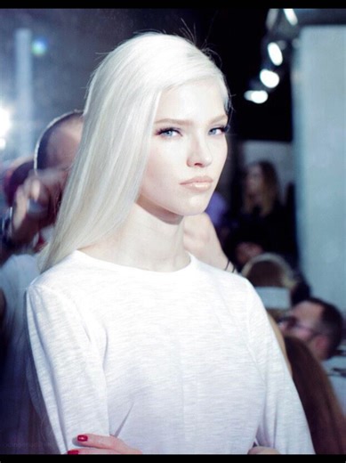 Sasha Luss: A Rising Star in Fashion