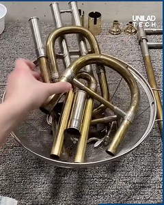 4.6M views · 3.5K reactions | These guys know how to breath new life into old and rusty brass instruments!  | UNILAD Tech | Facebook