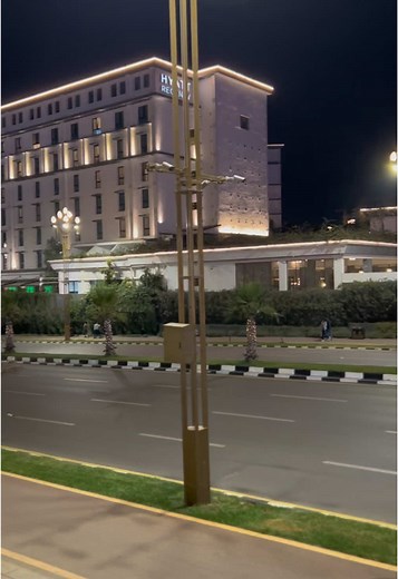 Addis after dark—vibrant, bold, and full of life. Step into Saio and experience craftsmanship that shines day and night. ✨🌙 #SaioNights #VibrantAddis #CraftedForYou #night #ethiopian_tik_tok🇪🇹🇪🇹🇪🇹🇪🇹 #foryoupage