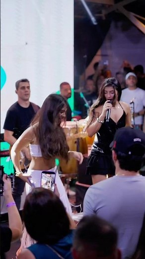 Minha Bebella dá o nome quando o assunto é o passinho do Medley Muído de Vaqueja 💥