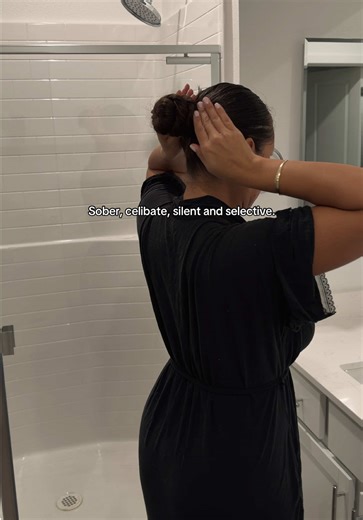 Nisia💋 (@nisiabonita)’s video of sober silent selective