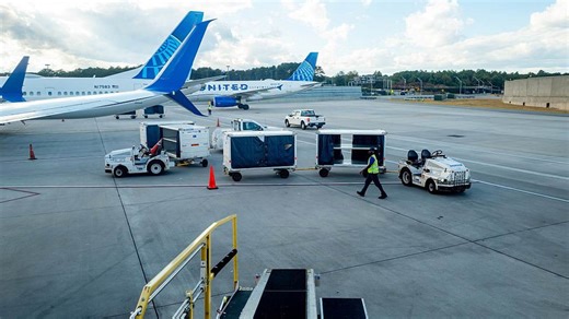 What are the busiest airports in the US?