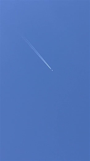 Contrail spotting virgin Australia 737-800 Sydney to Perth