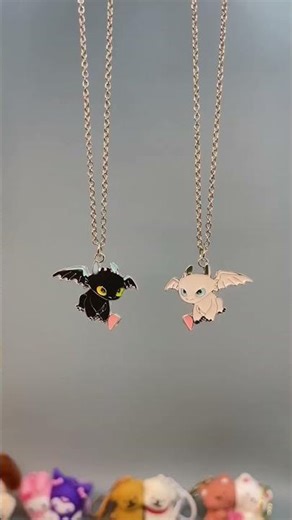 Newly designed locket with sturdy silver chain