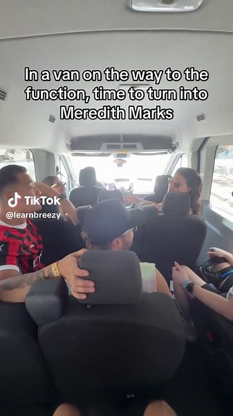 Sprinter van does that to me ya know? @Sam Tans 💐✨✈️ @Tori @Ben #rhoslc #realhousewivesofsaltlakecity #meredithmarks #austincitylimits #acl