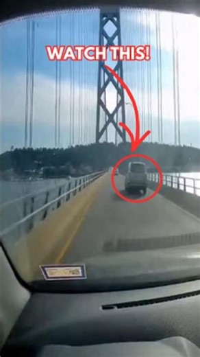 Driver Escapes as Bridge Collapses Behind Car