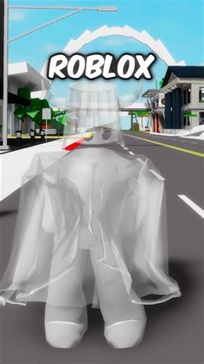 😱 This INVISIBLE Roblox character is crazy!