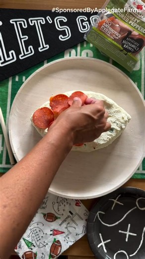 Kick off your football game experience with this perfect appetizer—because the only thing better than a touchdown is a tasty snack! 🏈😋⁠ ⁠ 🎥: @knead.to.create on IG | Applegate
