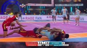 The #Bullsquad does not give UP! They come back stronger🤙🏻 They work, they challenge, they win🔥 #FullChargeMaadi #RivalryWeek #SuperhitPanga #VivoProKabaddi #BengaluruBulls #kabaddi #VivoPKL8 #Season8 #khelkabaddi | Bengaluru Bulls