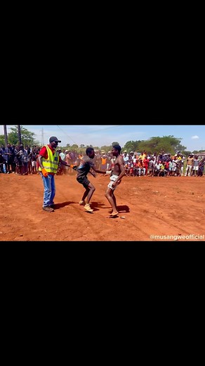 A great sportsmanship was displayed after a good fight 🫂 #musangwe #lumveleni #mma #ufc #southafrica #africa | Musangwe