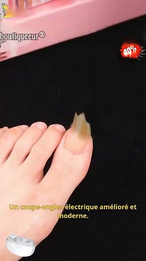 Soins des ongles faciles pour les enfants et les seniors ! ✂ Cette tondeuse électrique 3 en 1 lime, coupe et polit en douceur grâce à ses 3 réglages de vitesse sécurisés. Une lumière LED guide chaque mouvement, la poussière est capturée proprement et son design sans fil la rend facile à utiliser. Rechargeable, silencieuse et ultra-précise, elle élimine les bords irréguliers et le stress. 💖 Sûre, intelligente et sans stress. 👵👶✨ | Vertbio