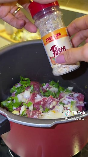 Como Fazer Carne de Patinho Desfiada na Panela de Pressão