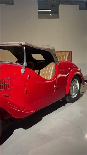 Old is gold. Vintage cars of India. 1950’s time wonders. #payana #mysuru #karnataka #india #viral