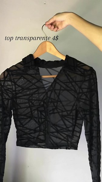 nuevas prendas en stock ✨✨ -top transparente 4$ -top naranja 2$ -top brillante de tiras 1$ -camisa brillante 1$ #closetsale #closetsalevenezuela #valencia #fyp