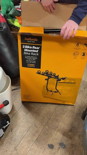 2.5K views | Up for auction is a boxed three bike rear bike rack , starting price of £10 , bidding to end Sunday evening at 9pm with a soft finish 23/11/25 #bikerack #halfords | waterfoot auction | Facebook