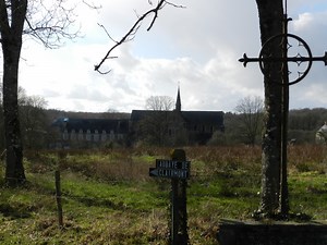 L'abbaye de Clairmont (ou Clermont) près de Laval