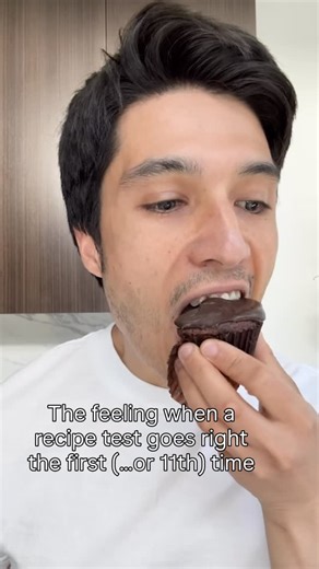 Arman Liew on Instagram: "Even Jon Hamm approves ;) To subscribe for the FREE easy, everyday recipes, just say “recipe” and I’ll DM you the link right this second or click the link in my profile OR subscribe via the post below https://thebigmansworld.kit.com/0d1bbd61a8 Follow @thebigmansworld for more easy, healthy recipes"