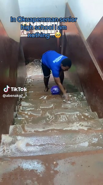 Finding Confidence: A Queen at Home and School