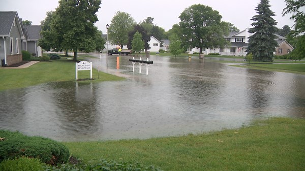 Flash flooding creates spectacle for Delavan residents as waters rise
