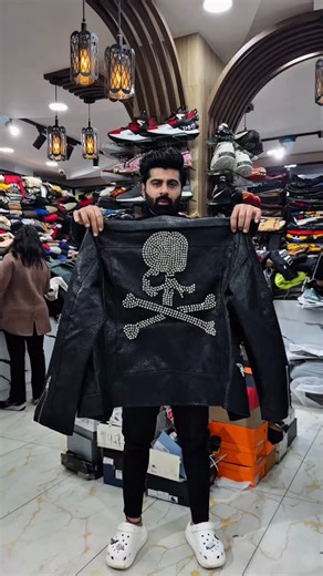 Vansh nayar on Instagram: "9811085295,8586998434"