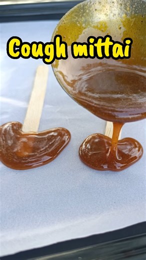 Sainaba Beebi on Instagram: "Cough lollipop ❤️ Say goodbye to store-bought cough syrups! This homemade cough mittai (cough lollipop) is made using tulsi, karpooravalli and ginger, a powerful traditional combination for cold and cough relief. Easy to make, kid-friendly and completely natural – a perfect home remedy for sore throat and seasonal cough. Tulsi leaves – few Karpooravalli leaves – few Ginger – 2 inch piece Jaggery – 1 cup Turmeric powder – ¼ tsp Pepper powder – ½ tsp Salt – a pinch Ice