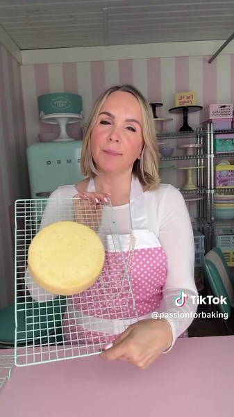 5 Essential Tips for Perfect Sponge Cake