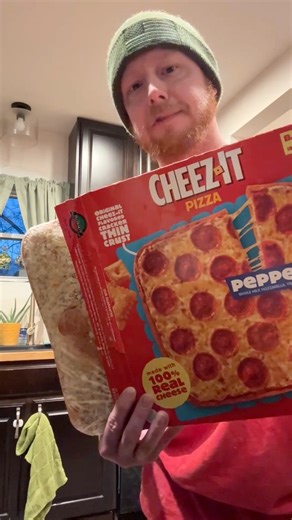 Cheez it Pizza review! #cheezitpizza #spicekingdom #cravingcapsaicin #pizzareview spiceking #pizza | Craving Capsaicin