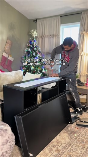 Beautiful Vanity Ideas for Her Christmas Gift