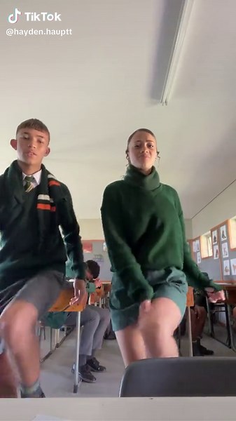 #SAMA28 #fyp #dekuilenhighschool🇮🇪💚🧡 #dkhs #dekuilen #dkhight #gham #dance #tiktok #foryoupagee #foryourpage #goviral #fy #foryou @amirah_baker