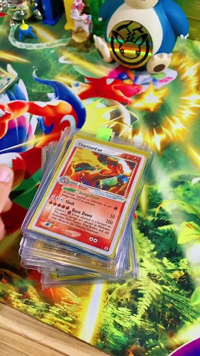 #pokemon #pokémon #cartasdepokémon #tcg #cardcollection #pokémoncharizard #rare