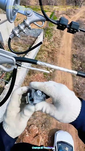 Connexion aérienne : L'assemblage des conducteurs sur poteau de dérivation