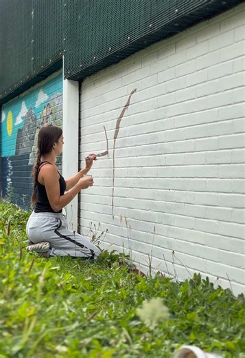 How to Create Stunning Wall Murals for Your Space