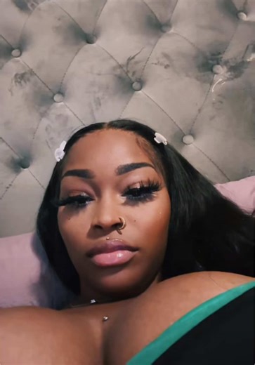 Robiinyu__ (@robiinyu__)’s videos with loe shimmy tubi movie - Tae 💕