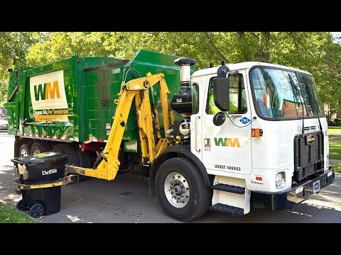 WM Autocar ACX Heil Python Side Loader Garbage Truck in Detroit