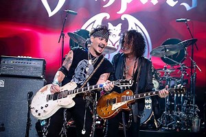 Johnny Depp vine la București, în concert cu trupa Hollywood Vampires. Când va avea loc evenimentul și cât costă biletele • TIMP LIBER