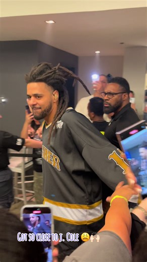 Sheeeeeeesh i did that! #fyp #foryoupage #sanantonio #bigasthewhat #iaab #drake #jcole