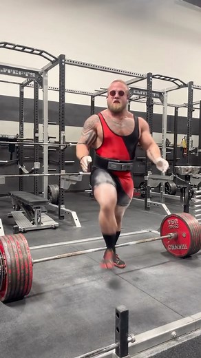 40K views · 934 reactions | Mighty Joe Sullivan hits a big deadlift 4...