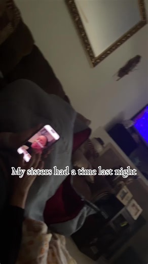 tempressink (@tempressink)’s videos with Moesha Diary - Laura