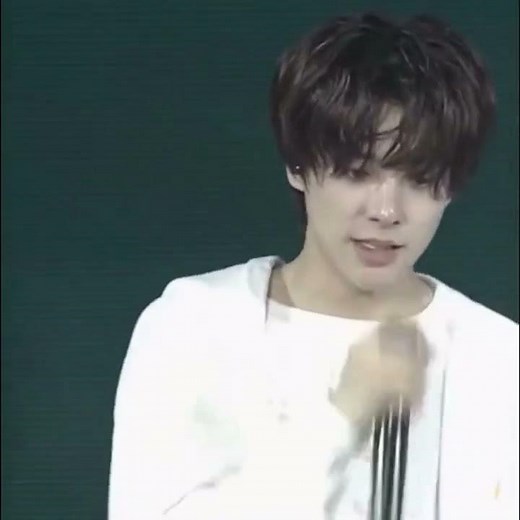 Jake broke down crying during fanmeeting (en-connect) 😢😭 #jake #enhypen