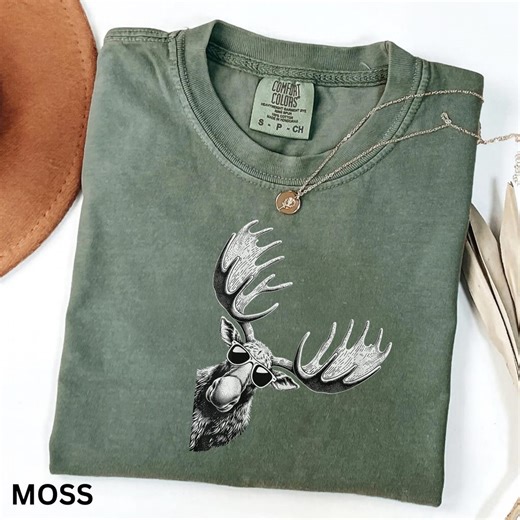 Funny Moose Graphic T-shirt, Comfort Colors Shirt for Her, Moose Lover Gift for Her, Rustic Wildlife Tee, Cute Animal Graphic Shirt - Etsy