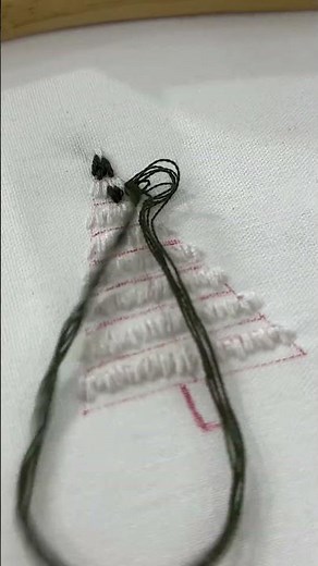 How To Embroider a Christmas Tree in 60 Secs! 🎄Quick Stitch! Embroidery for Beginners! #embroidery