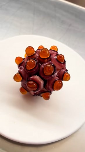 176K views · 853 reactions | Get the Recipe on @gronda Find the link in the bio. Discover the art of Japanese octopus preparation with this stunning Temari technique by @chef_maruko. Experience the incredible texture contrast between tender tentacles and perfectly crunchy suckers through a traditional marinating process that transforms fresh octopus into an elegant delicacy. Perfect for elevated sushi, salads, and sophisticated appetizers that will impress any palate. | Gronda | Facebook