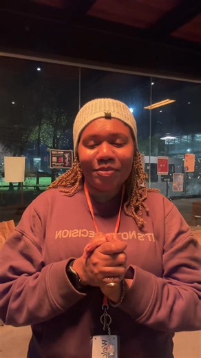 5.1K views · 140 reactions | Hello everyone, Jesus loves you. ☺️勺 #signlanguage #jesuslovesyou❤️ | Signing with Clarebear | Facebook